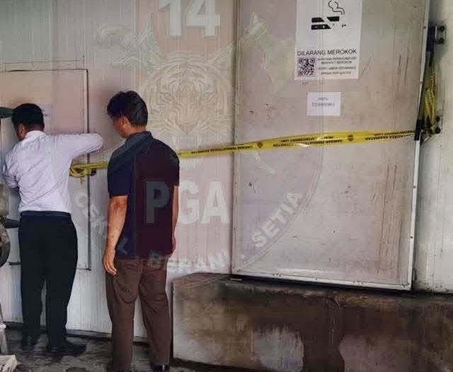 Kilang ais blok diserbu, aset RM2.1 juta disita