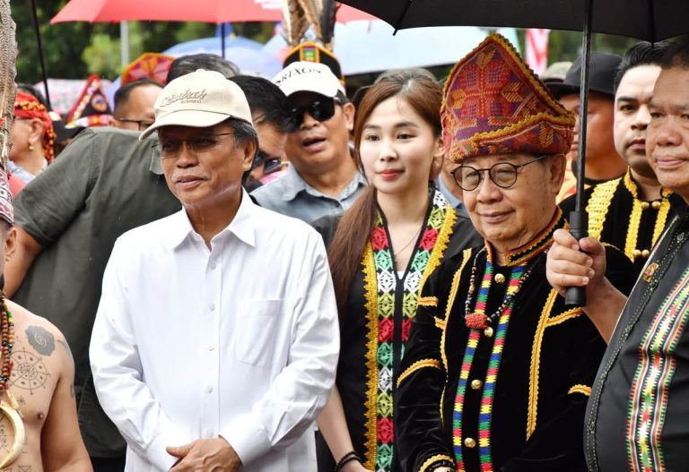 Shafie, Jeffrey dan Priscella sepentas di Batu Sumpah, kerjasama PRU16 jadi perhatian